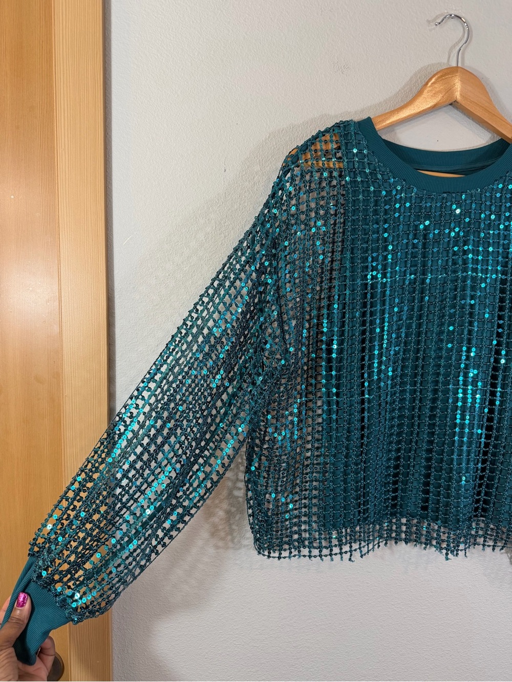 Anthropologie Pilcro Long Sleeve Sequin Top Turquoise Size S Balloon Sleeve Tank - Picture 3 of 10